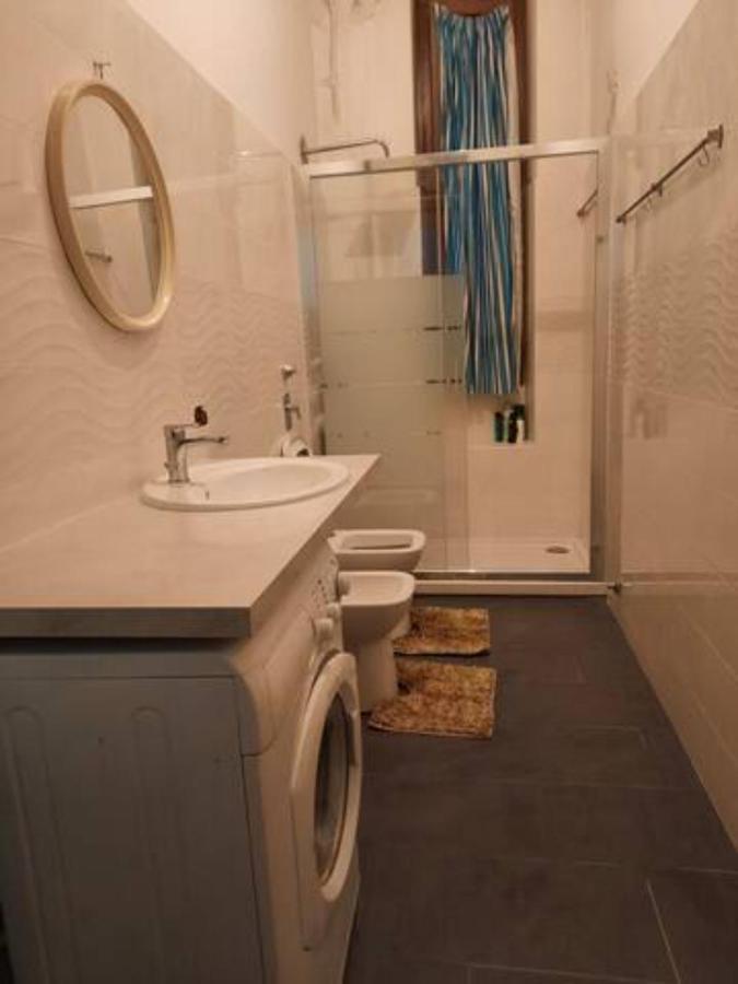Nice And Quiet Accommodation In The City Center Milaan Buitenkant foto