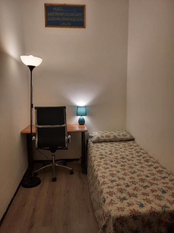 Nice And Quiet Accommodation In The City Center Milaan Buitenkant foto